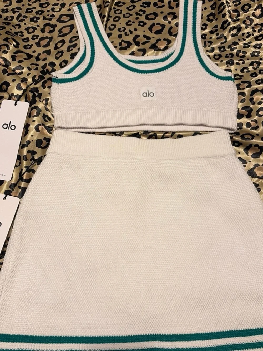 ALO Yoga White Knit Tank & Skirt Set with Spruce Green Trim